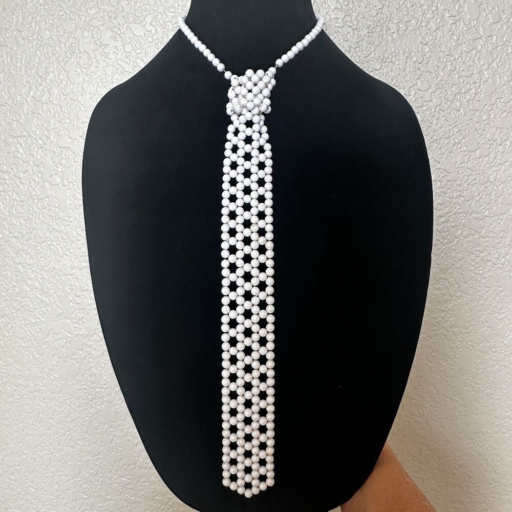 Vintage 17” Faux White‎ Pearl Beaded Tie Necklace Hong Kong Adjustable